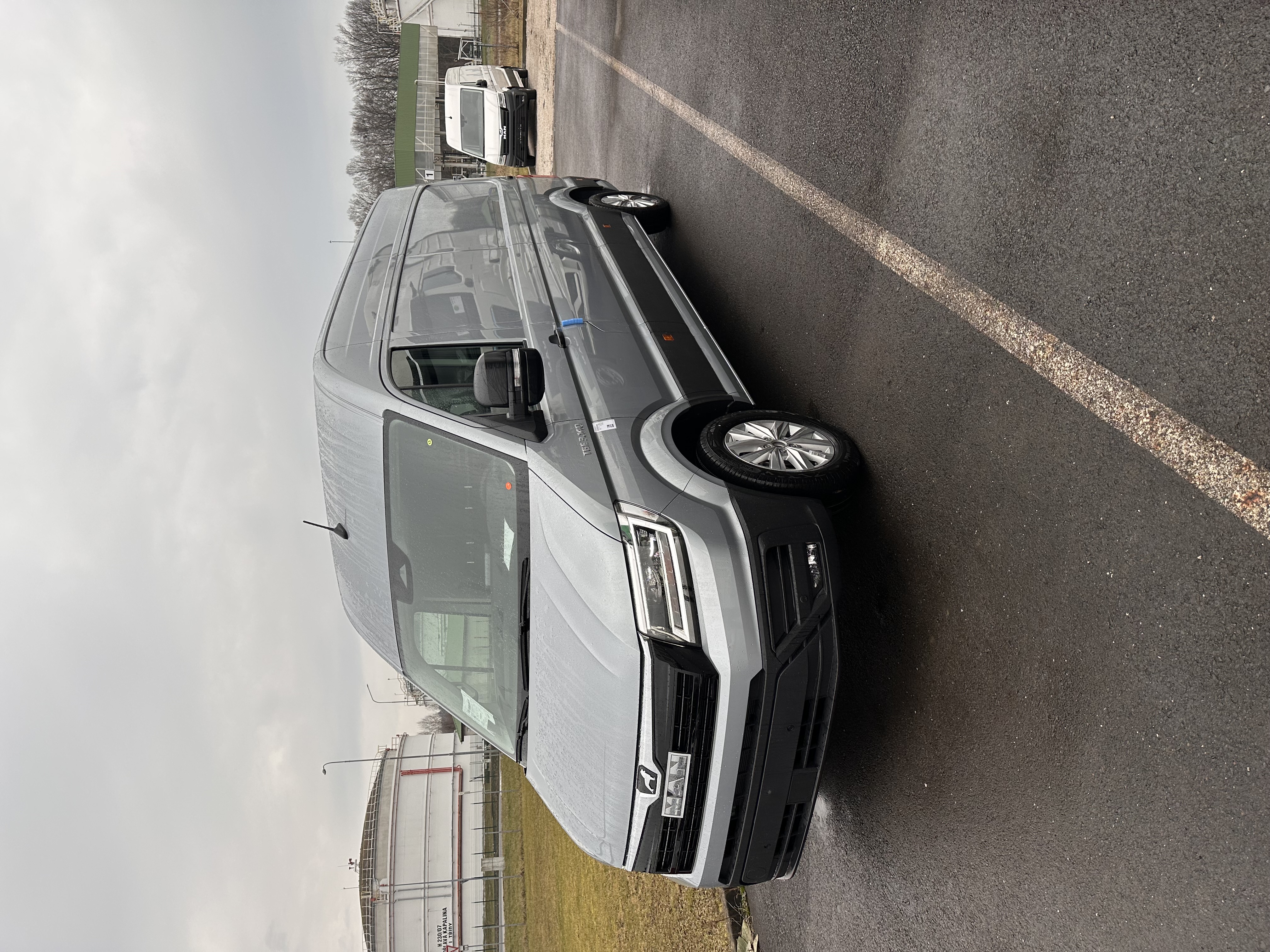 TGE 3.140 Skříňový vůz Rozvor kol: 4490 mm Motor: 2,0 l 103 kW